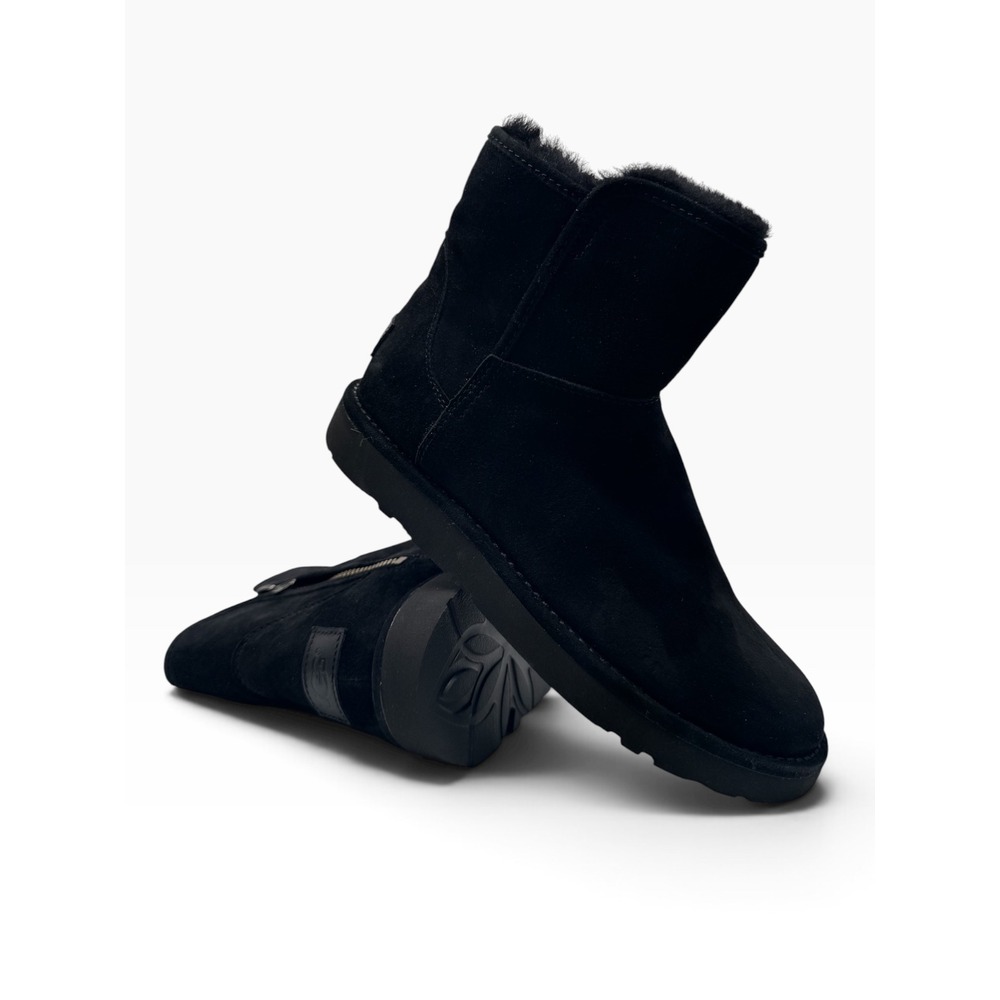 UGG Women Black Suede Zip Ankle Booties S/N 1016548 Size 5